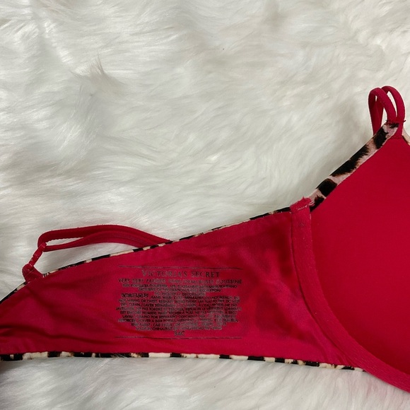 Very Sexy Victorias Secret Y2K Leopard Print Bra with Red Straps - Picture 6 of 7
